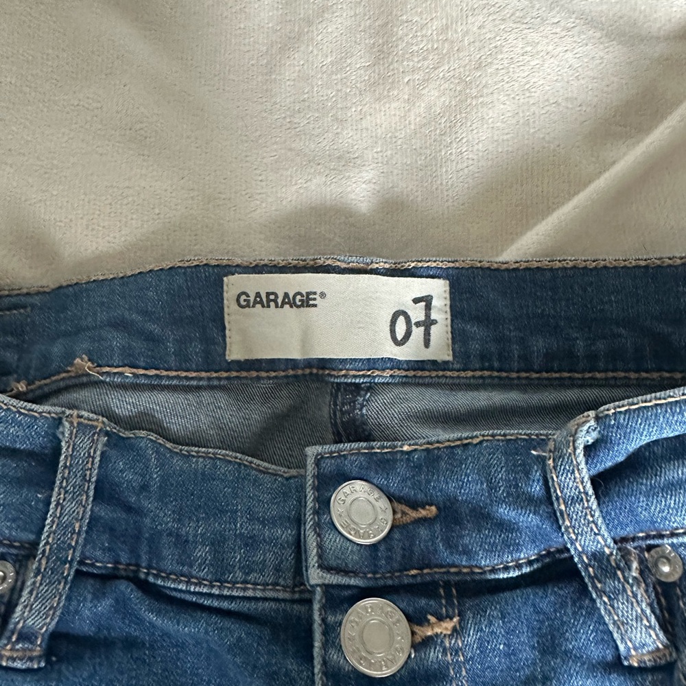 Garage Denim Button-Up Jean Shorts - Picture 4 of 6